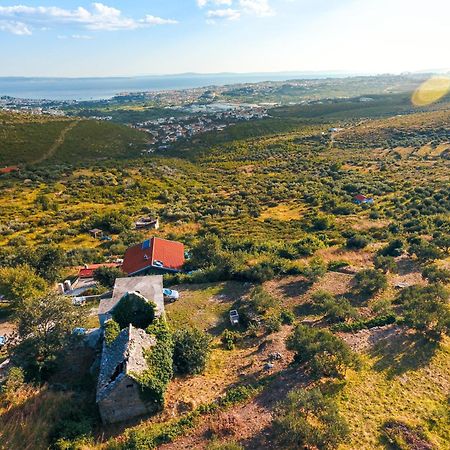 Olive Garden House In Zrnovnica With A View & Bbq Vila Exterior foto